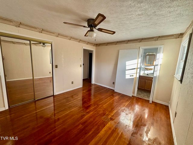 10027 Rellim Dr Road, Coeburn, VA 24230