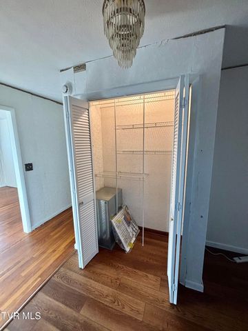 10027 Rellim Dr Road, Coeburn, VA 24230