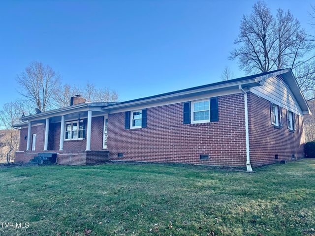 10027 Rellim Dr Road, Coeburn, VA 24230