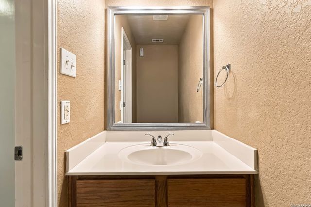 10507 Timber Country, San Antonio, TX 78254