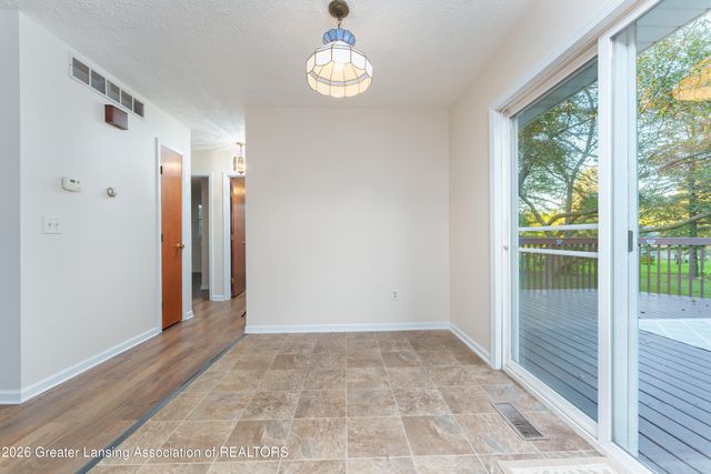 1620 N Michigan Road, Eaton Rapids, MI 48827