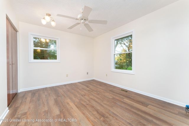 1620 N Michigan Road, Eaton Rapids, MI 48827