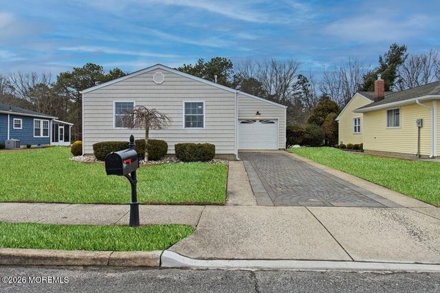 194 Port Royal Drive, Toms River, NJ 08757