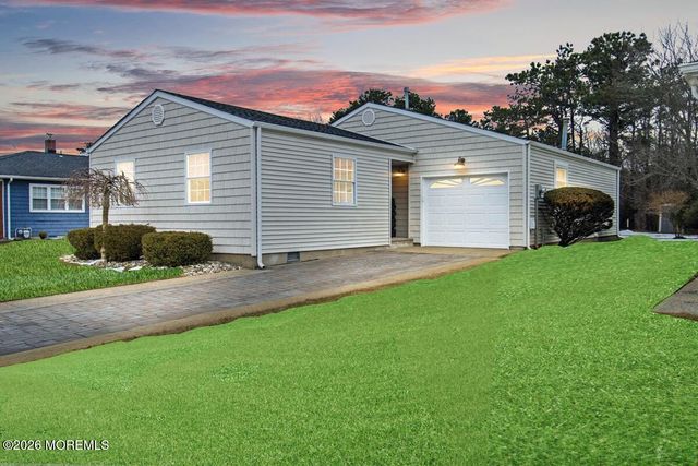 194 Port Royal Drive, Toms River, NJ 08757