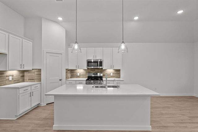 5811 Sunkissed Drive, Fulshear, TX 77441