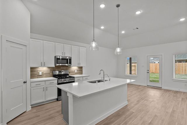 5811 Sunkissed Drive, Fulshear, TX 77441