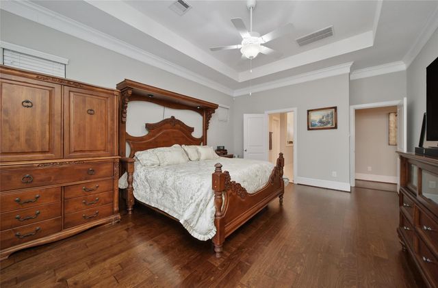 17627 Cook Forest Drive, Humble, TX 77346