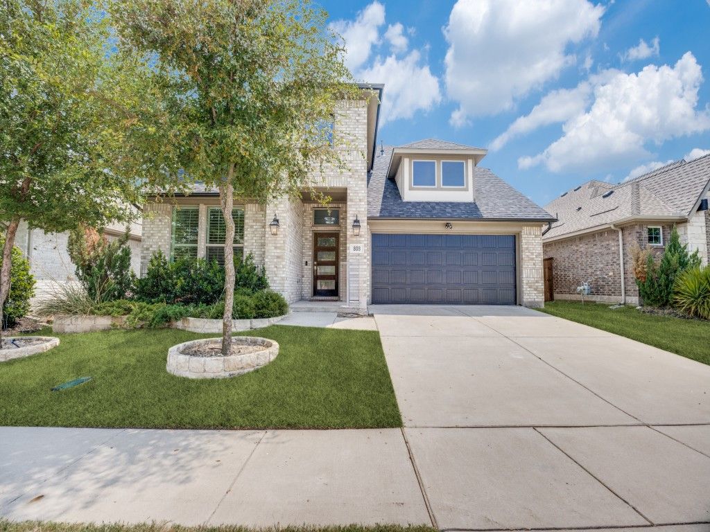 808 Mathew Drive, Anna, TX 75409