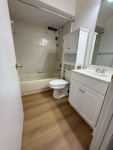 1242 LUCAYA CIRCLE, Orlando, FL 32824