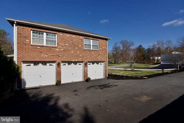 1970 COLT RD, Media, PA 19063