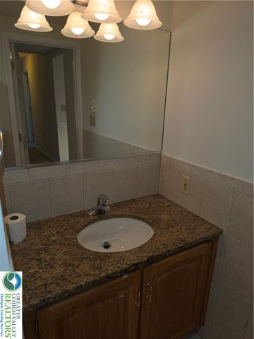 822 Main Street 2 upstairs, Bethlehem City, PA 18018