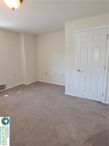 822 Main Street 2 upstairs, Bethlehem City, PA 18018