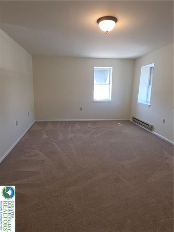 822 Main Street 2 upstairs, Bethlehem City, PA 18018