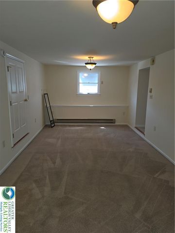 822 Main Street 2 upstairs, Bethlehem City, PA 18018