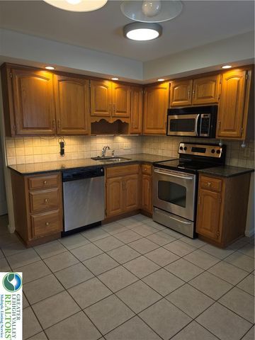 822 Main Street 2 upstairs, Bethlehem City, PA 18018
