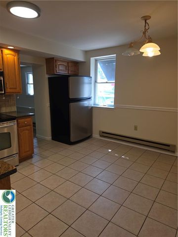 822 Main Street 2 upstairs, Bethlehem City, PA 18018