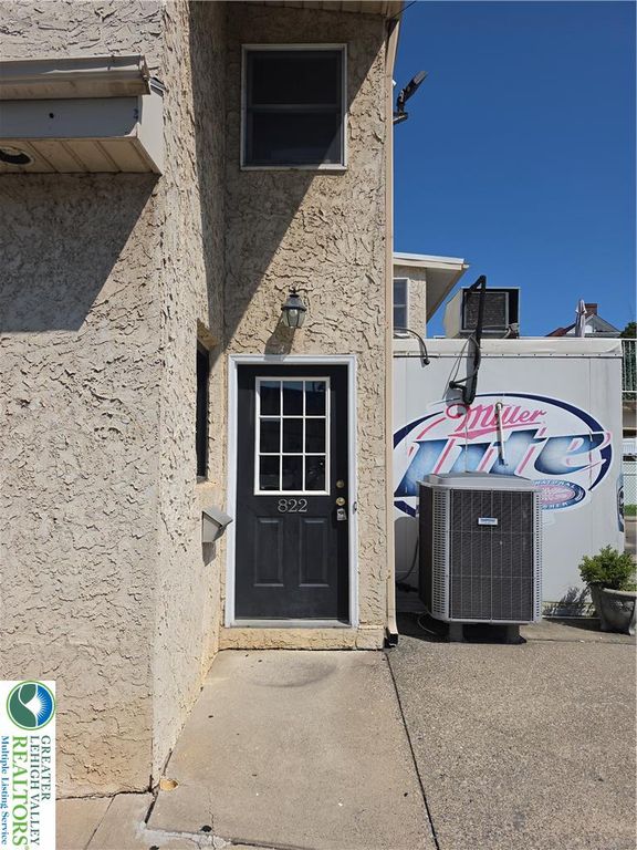 822 Main Street 2 upstairs, Bethlehem City, PA 18018