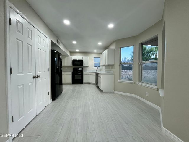 10929 BULLSEYE Street, El Paso, TX 79934