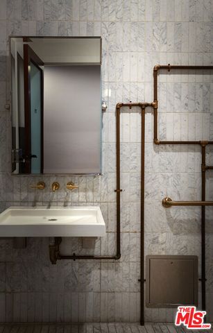 460 S Spring Street 1015, Los Angeles, CA 90013