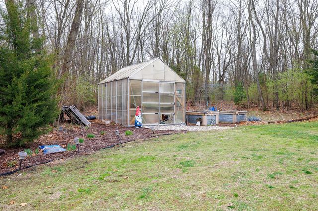6795 S Whispering Woods, Demotte, IN 46310