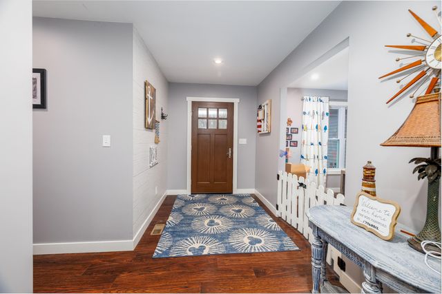 6795 S Whispering Woods, Demotte, IN 46310