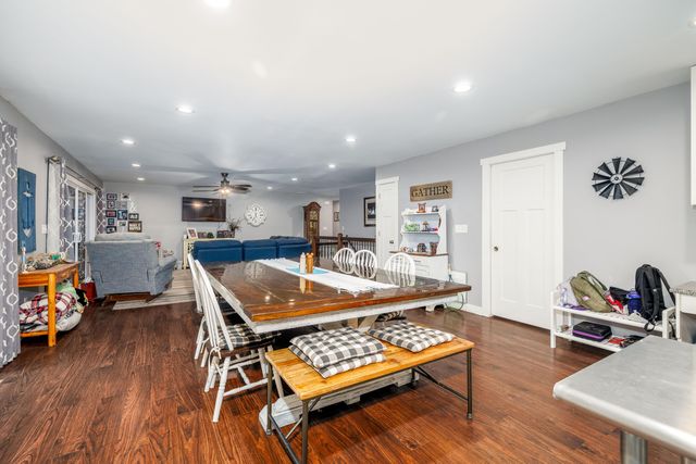 6795 S Whispering Woods, Demotte, IN 46310