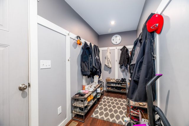 6795 S Whispering Woods, Demotte, IN 46310
