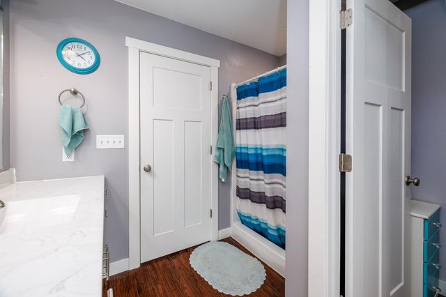 6795 S Whispering Woods, Demotte, IN 46310