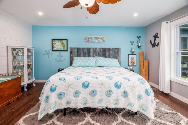 6795 S Whispering Woods, Demotte, IN 46310