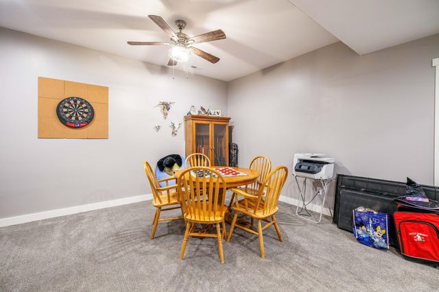 6795 S Whispering Woods, Demotte, IN 46310