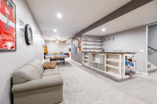 6795 S Whispering Woods, Demotte, IN 46310