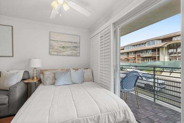 1021 Scott Street 122, San Diego, CA 92106