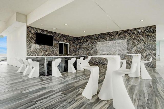 4521 San Felipe Street 2601, Houston, TX 77027