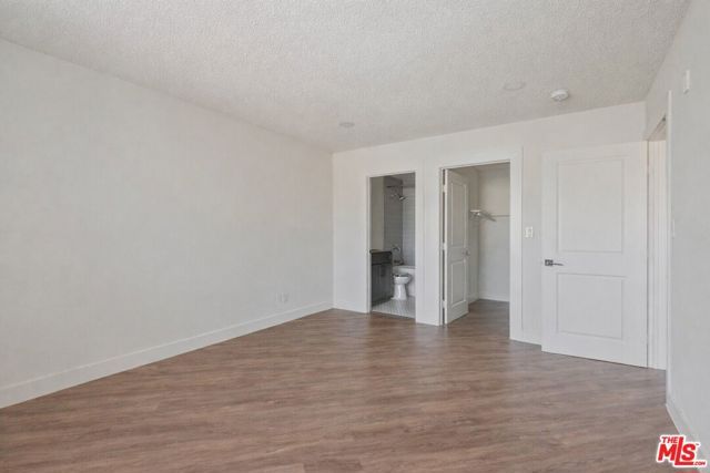 310 S Kenmore Avenue 204, Los Angeles, CA 90020