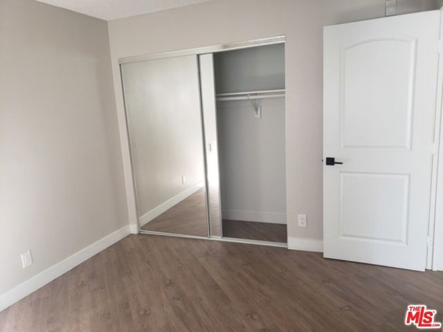 310 S Kenmore Avenue 204, Los Angeles, CA 90020