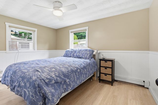 8 Sloane Dr, Framingham, MA 01701