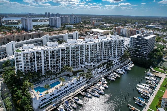 3029 NE 188th Street 319, Aventura, FL 33180