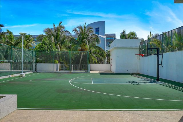 3029 NE 188th Street 319, Aventura, FL 33180