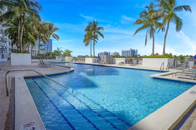 3029 NE 188th Street 319, Aventura, FL 33180