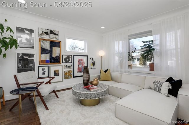 1177 W Marshall Street, Ferndale, MI 48220