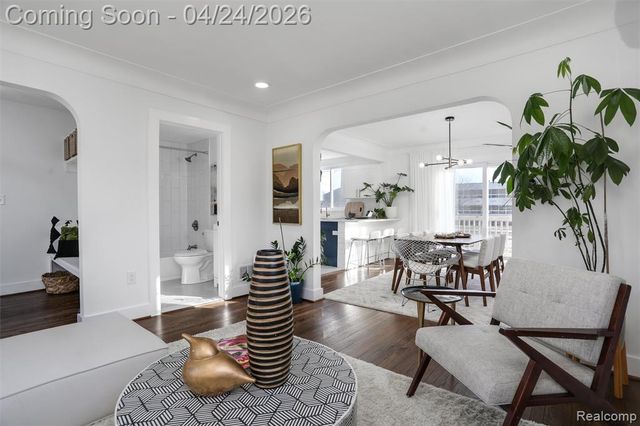 1177 W Marshall Street, Ferndale, MI 48220