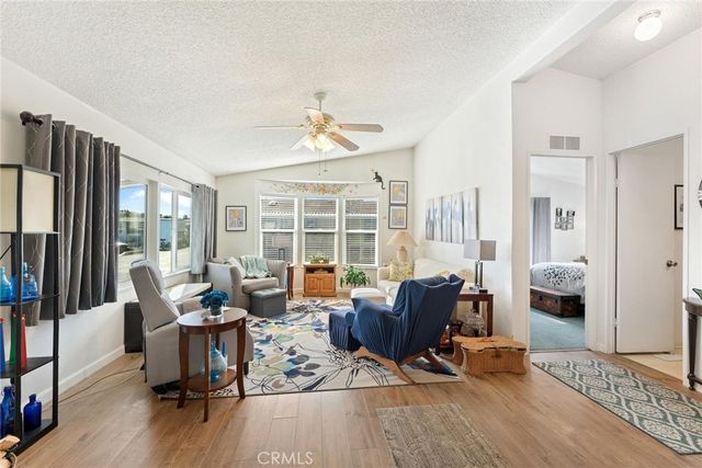 530 W Devonshire Avenue 23, Hemet, CA 92543