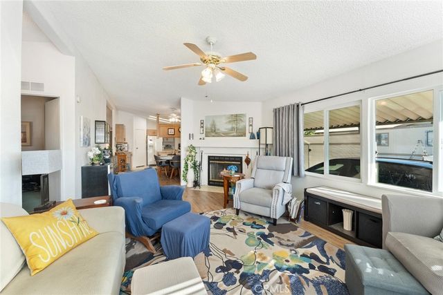 530 W Devonshire Avenue 23, Hemet, CA 92543