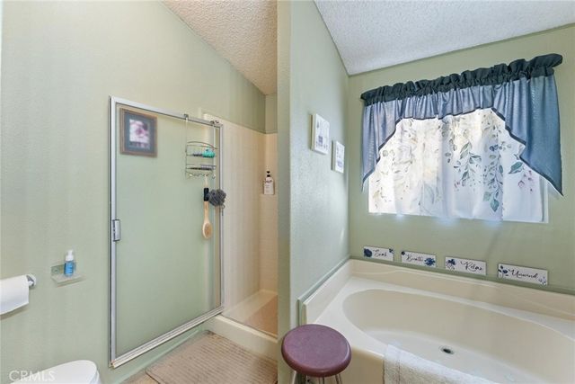 530 W Devonshire Avenue 23, Hemet, CA 92543