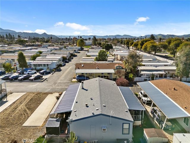 530 W Devonshire Avenue 23, Hemet, CA 92543