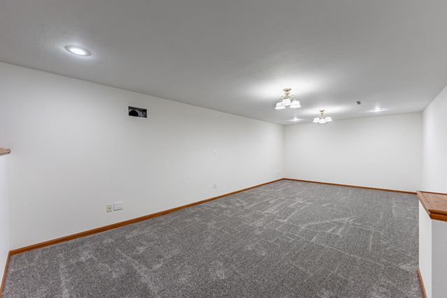 1162 Butler Road, Rockford, IL 61108