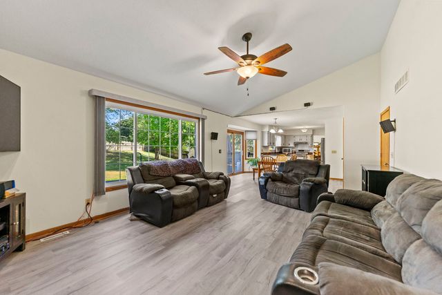 1162 Butler Road, Rockford, IL 61108