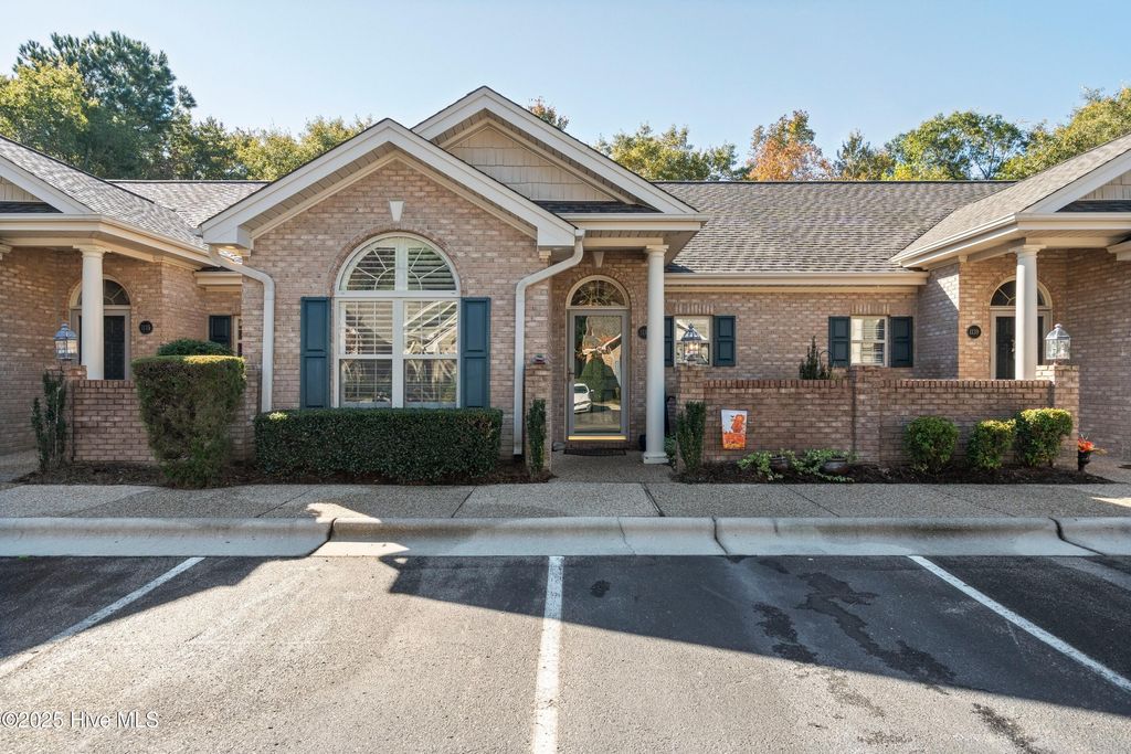 1137 Island Cove, Wilmington, NC 28412