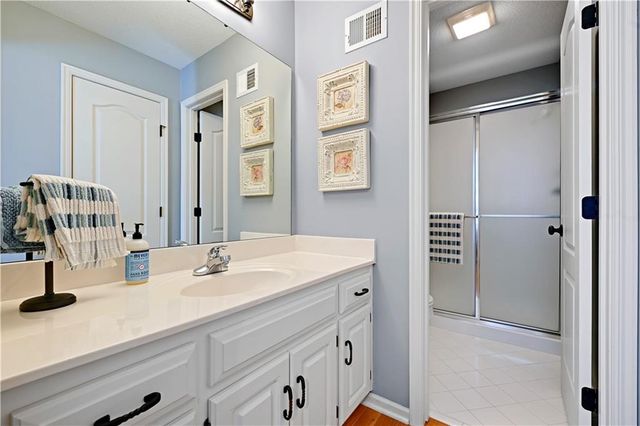 12711 W 123rd Terrace, Overland Park, KS 66213