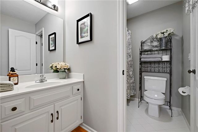 12711 W 123rd Terrace, Overland Park, KS 66213